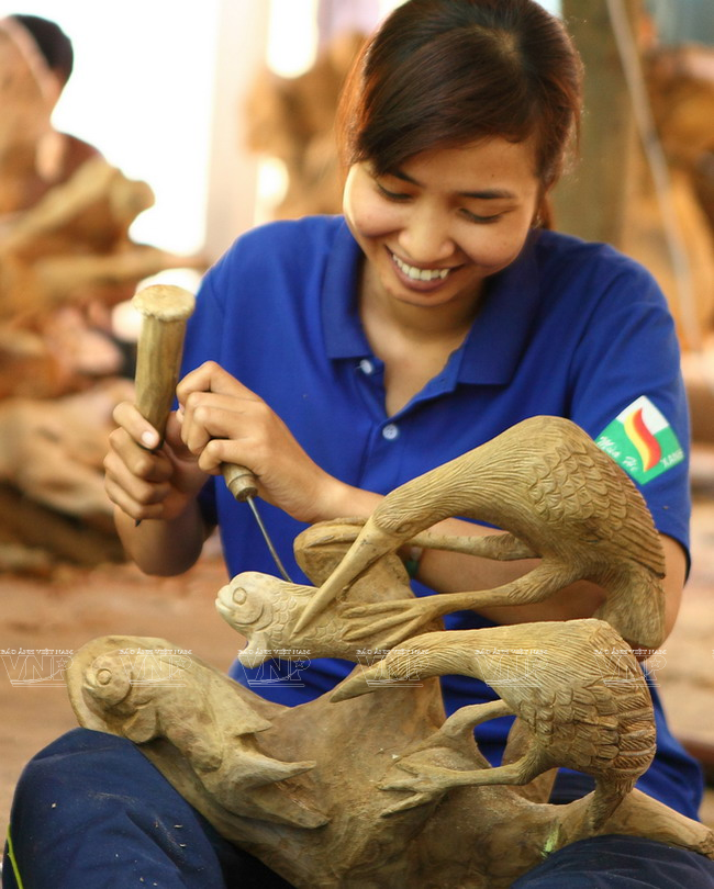 Vocational training at a Buddhist pagoda - ảnh 3